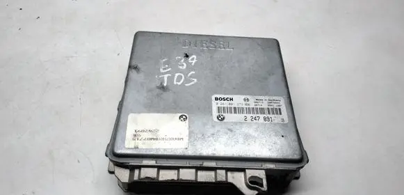 BMW 5 E39 Engine control unit/module 2247891