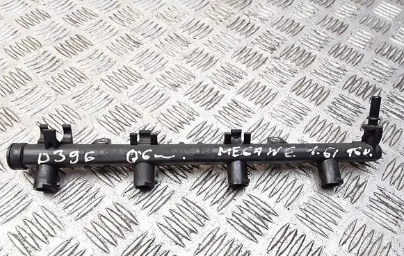 Renault Megane II Fuel main line pipe 8200135504