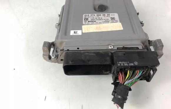 Mercedes-Benz C W205 Engine control unit/module A2749000800