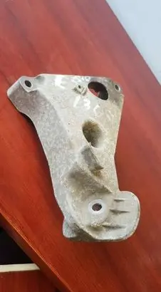 BMW 5 E60 E61 Engine mounting bracket 6777053