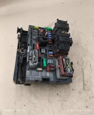 Fiat Scudo Fuse module 9807028680