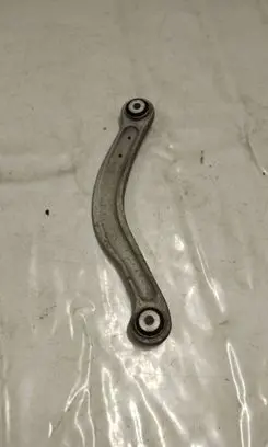 Mercedes-Benz C W205 Rear control arm A20407