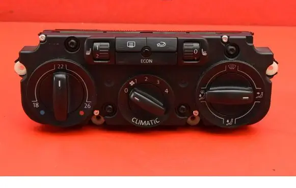 Volkswagen Golf V Climate control unit
