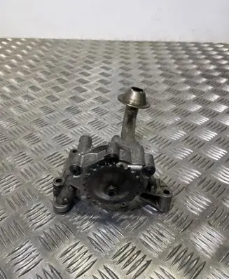 Volkswagen Touran I Oil pump 038115251B