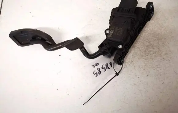 Audi A6 S6 C6 4F Accelerator throttle pedal 4f2721523 6pv008984-02