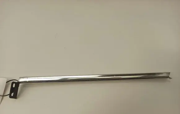 Mercedes-Benz COMPAKT W115 Rear door windshield rail 