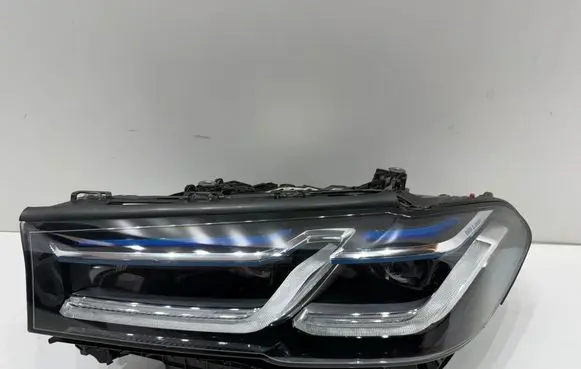 BMW 5 G30 G31 G38 Headlight/headlamp 9850587 01532321 68968A2C3E