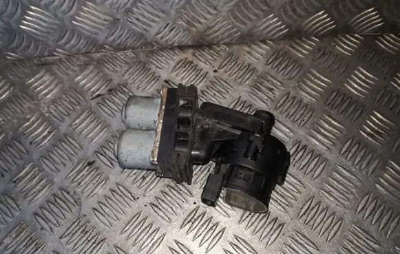 Audi A6 S6 C6 4F Coolant heater control valve 0392023007