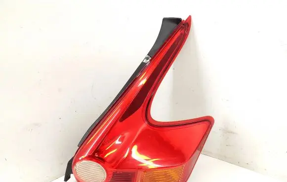 Nissan Juke I F15 Rear/tail lights