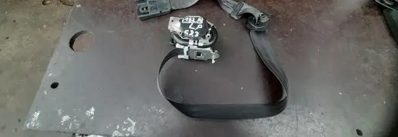 Citroen C3 Front seatbelt 635517700A