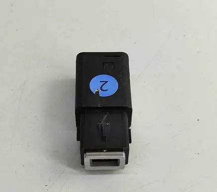 USB socket connector