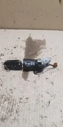 Peugeot 308 Ignition lock 9663123380