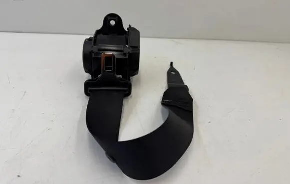 Mini Paceman (R61) Rear seatbelt 9809865