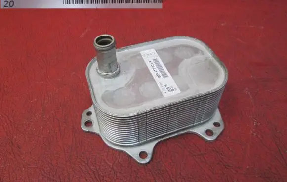 Audi Q5 SQ5 Oil filter mounting bracket 03N117021A