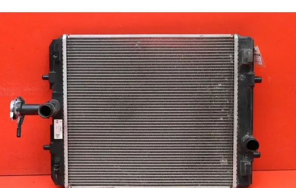 Toyota Aygo AB10 Coolant radiator CZ4221753582