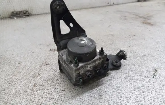 Renault Scenic II - Grand scenic II ABS Pump 8200737985