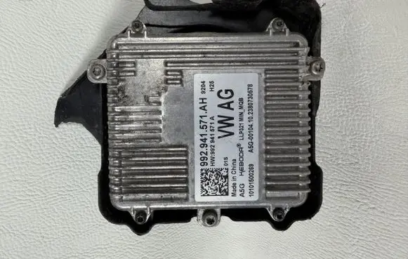 Audi A4 S4 B5 8D Headlight ballast module Xenon 