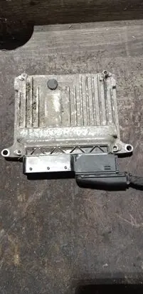 Mercedes-Benz E W211 Engine control unit/module A0034468940