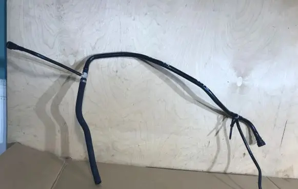 Breather/breather pipe/hose