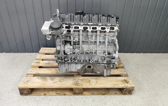 BMW 5 E60 E61 Engine N53B30A 79674142 755831803
