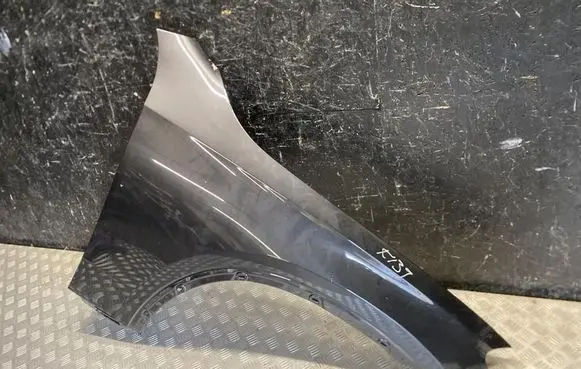 Mercedes-Benz GLC C254 Fender
