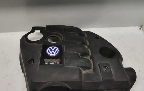 Volkswagen PASSAT B5.5 Engine cover (trim) 038103925