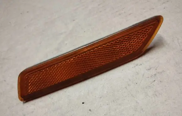 Chrysler Sebring (JS) Front reflector 04389699AA