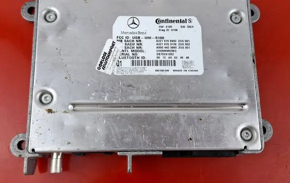 Mercedes-Benz S W221 Bluetooth control unit module A2218708992