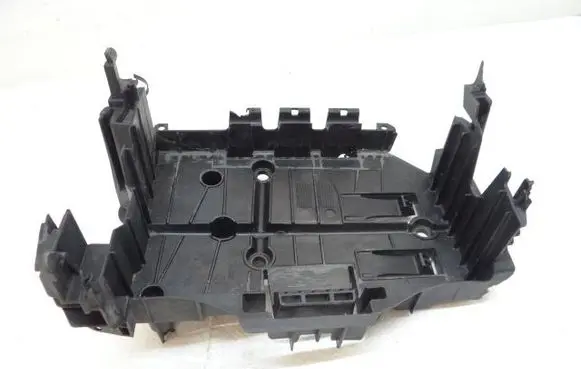 Battery box tray