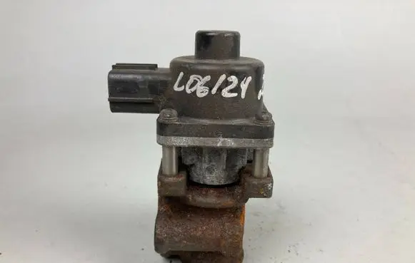 Subaru Legacy EGR valve