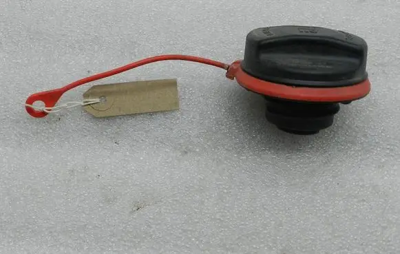 Opel Zafira C Fuel tank filler cap 13327609