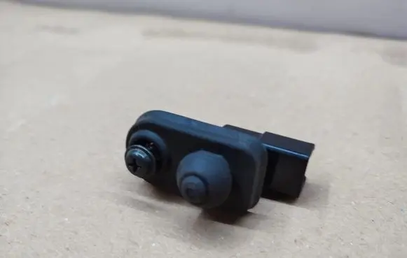 Peugeot 4007 Rear door sensor 