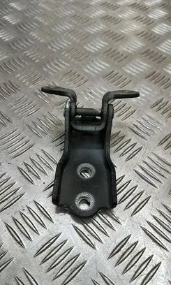 Chevrolet Captiva Front door upper hinge 
