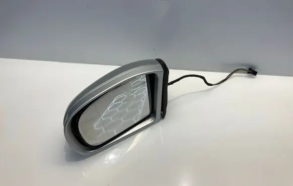 Mercedes-Benz C W203 Front door electric wing mirror