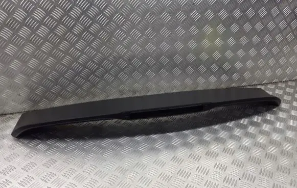 Ford Focus Rear window tailgate spoiler 