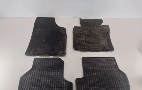 Volkswagen Golf VI Car floor mat set 1K1061502A