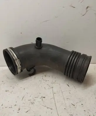 Audi RS5 Air intake duct part 8T0129600