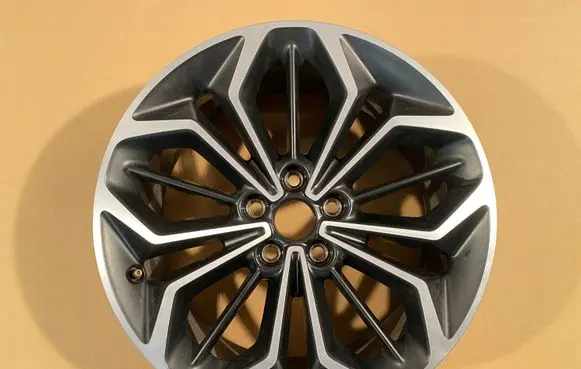 Ford Focus R18 alloy rim 