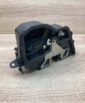 BMW 7 F01 F02 F03 F04 Front door lock 7202144 A053702