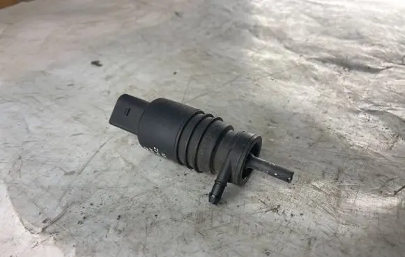 Audi A4 S4 B6 8E 8H Windscreen/windshield washer pump 1T0955651