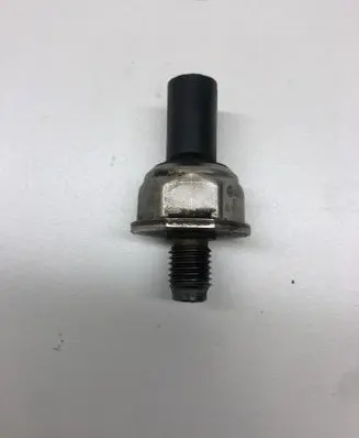 Audi A6 S6 C6 4F Fuel pressure sensor 059130758E