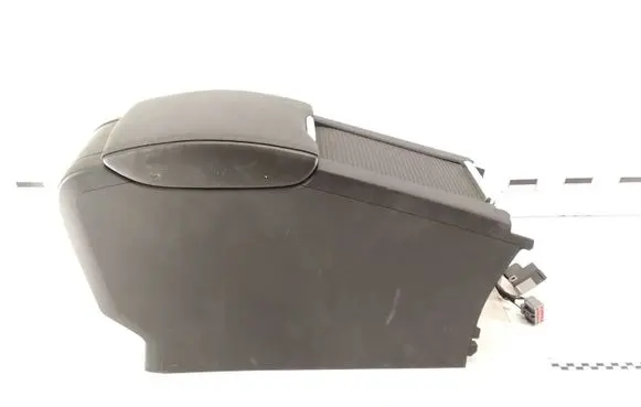 Volvo V60 Armrest 39819457 2311736FF