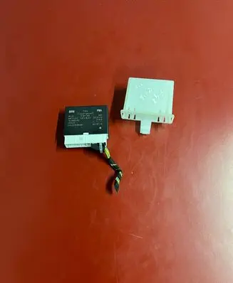 BMW X1 F48 F49 Parking PDC control unit/module 6881300 66336881300