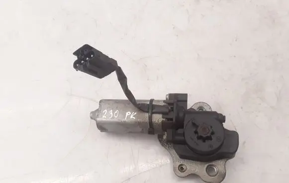 BMW 3 E92 E93 Seat adjustment motor 1134101 P0118790302