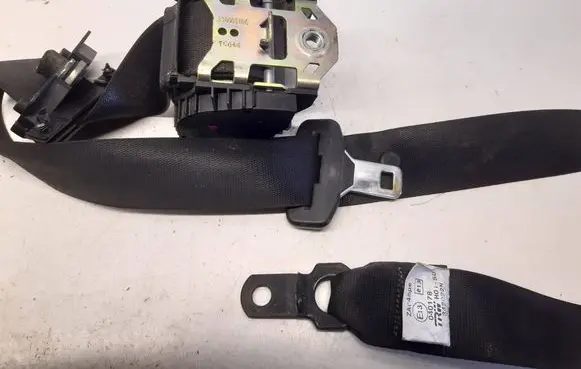 BMW X5 E53 Front seatbelt 040178 342022N H0150