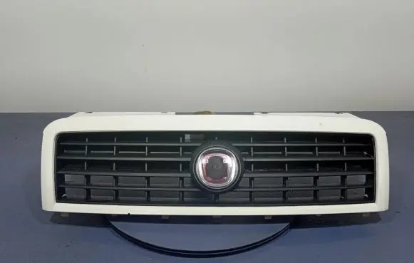Fiat Doblo Front grill 735395576