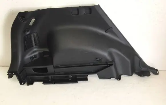 Trunk/boot side trim panel