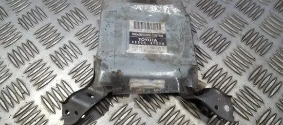 Toyota Prius (XW20) Gearbox control unit/module 8953547020 89535-47020