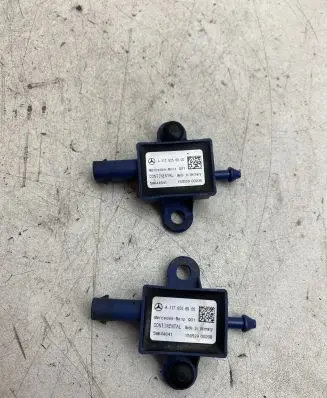 Mercedes-Benz CLA C117 X117 W117 Airbag deployment crash/impact sensor A1179056900