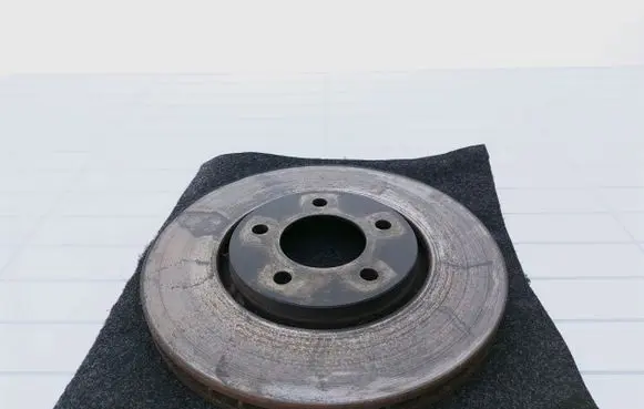 Chrysler Grand Voyager IV Rear brake disc
